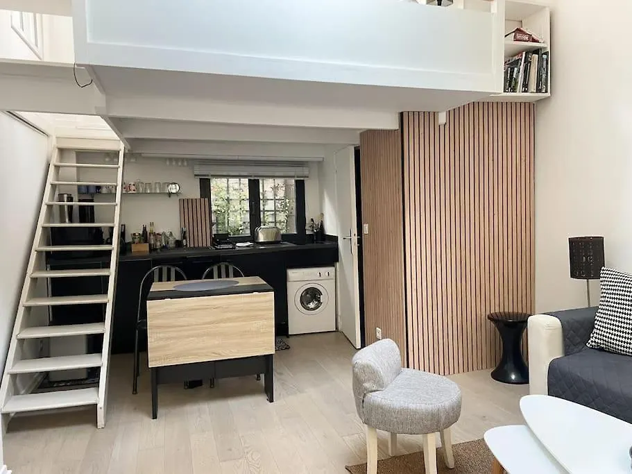 Atelier D'artiste פריז